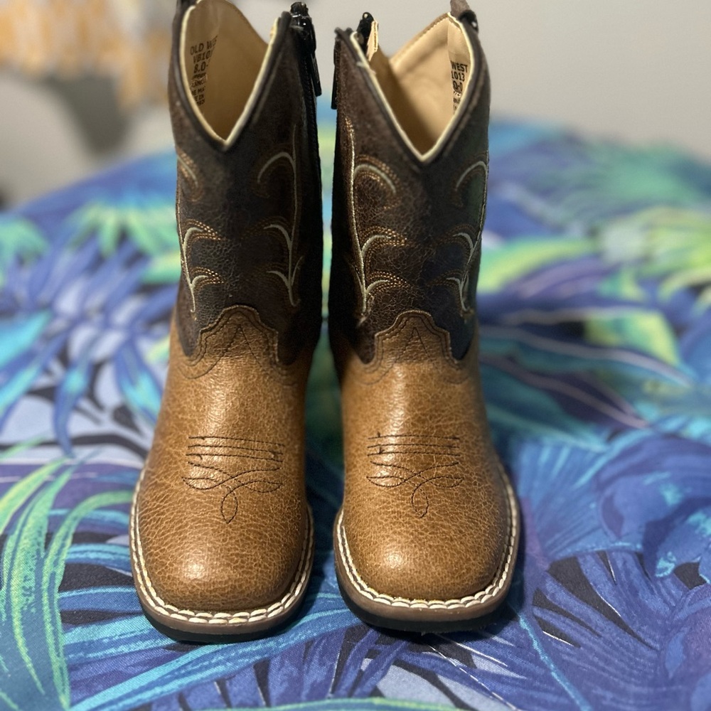 Old West Tan and Brown Cowboy Boots